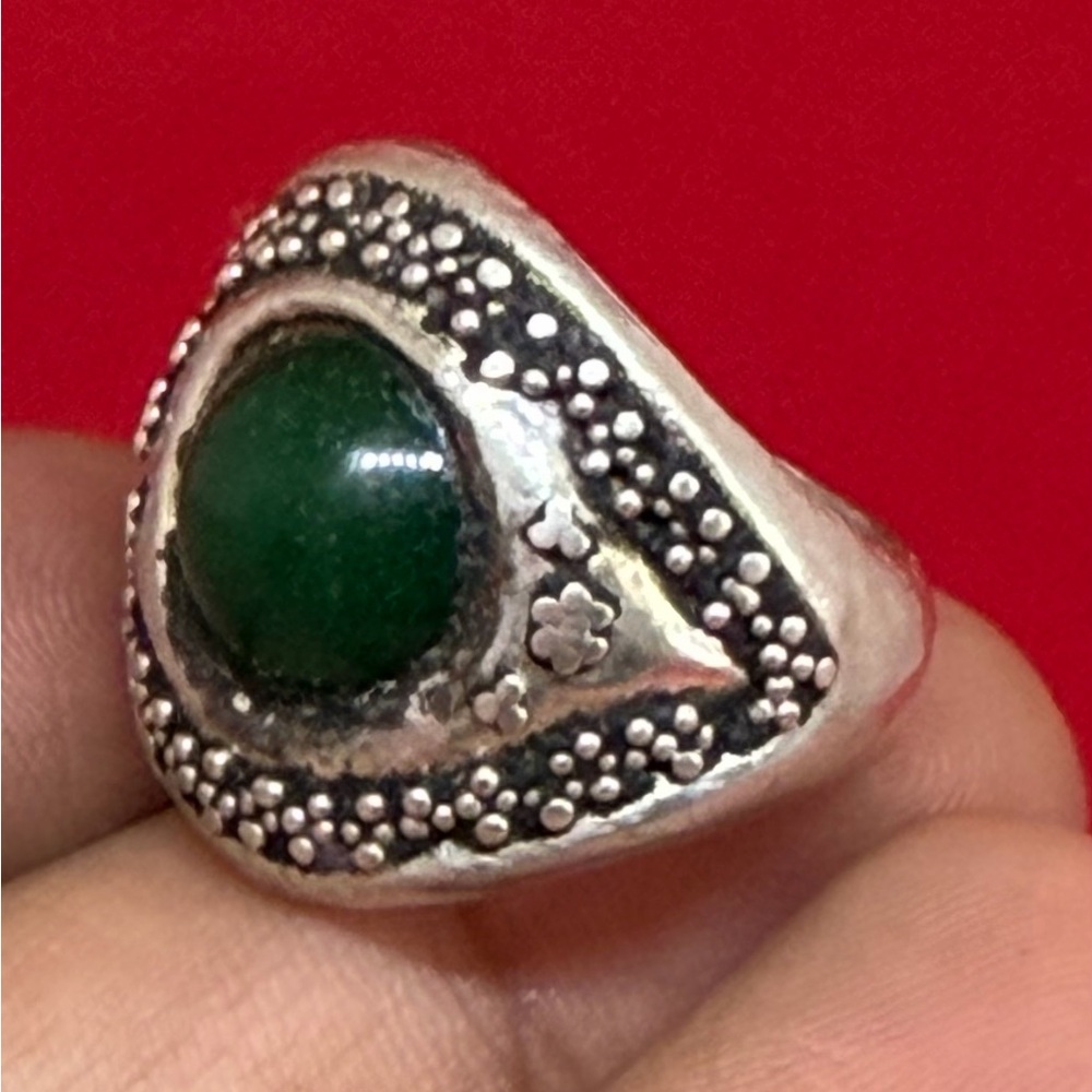 Vintage Silver and Green  Women's Ring In Shape Of Eye